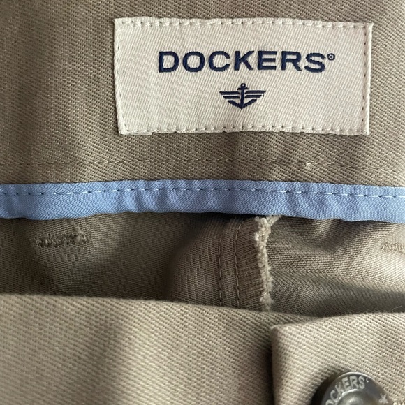 NWT Dockers size 56 x 32 Signature Khaki - Picture 3 of 9